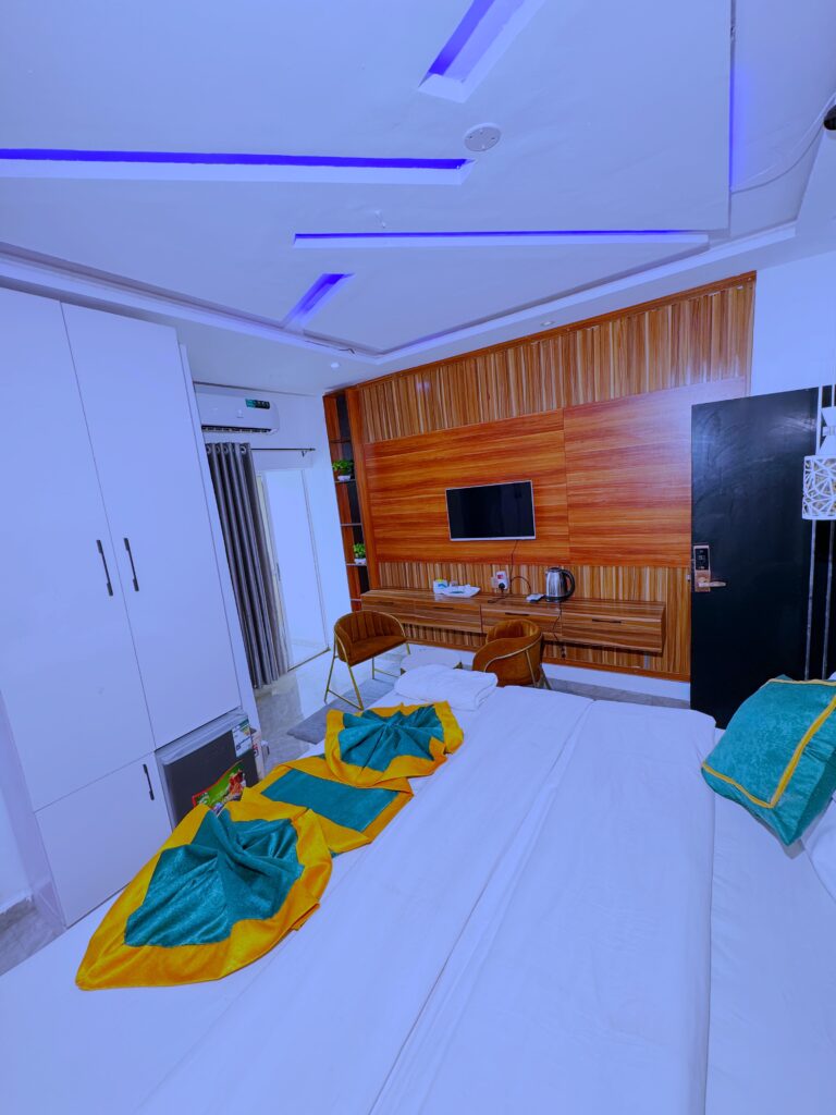 Suite Room